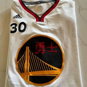 XXL Curry special edition Chinese New Year jersey.
